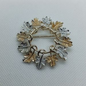 Vintage Sarah Cov Two Tone Metal Maple Leaves Brooch
